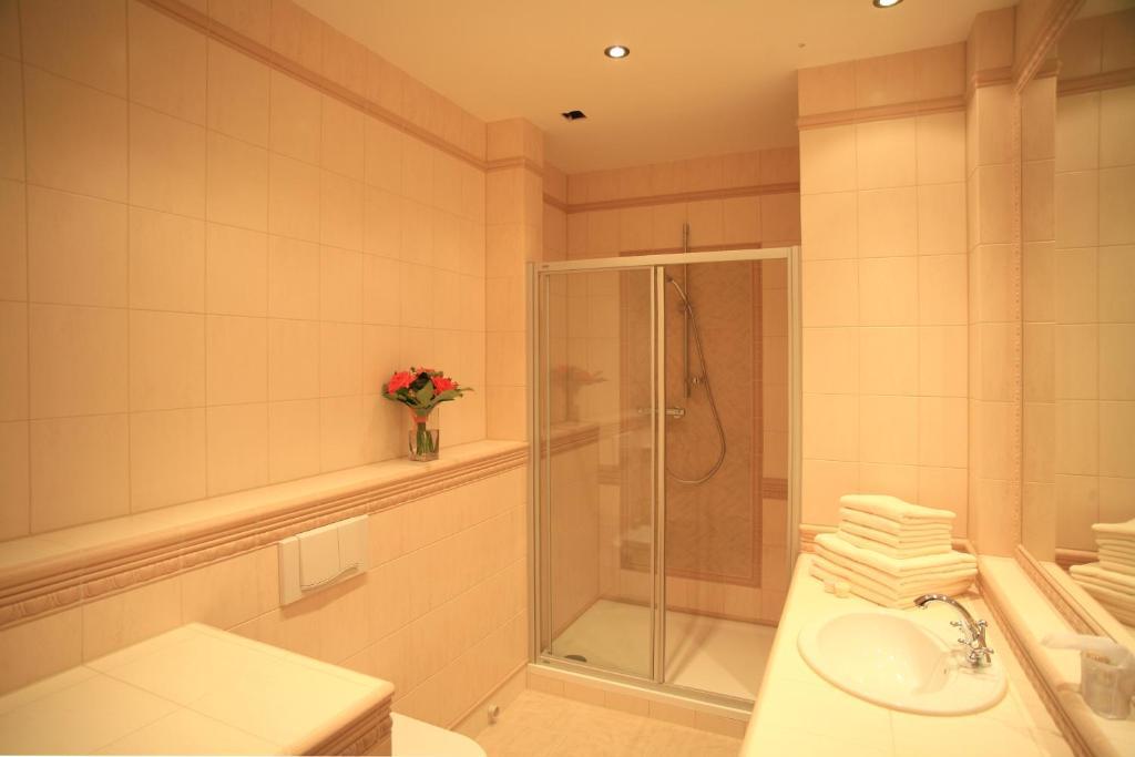 Slunecni Lazne Apartments Karlovy Vary Room photo