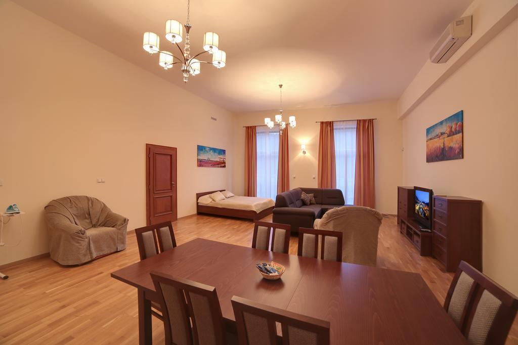 Slunecni Lazne Apartments Karlovy Vary Room photo