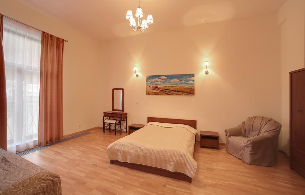 Slunecni Lazne Apartments Karlovy Vary Room photo
