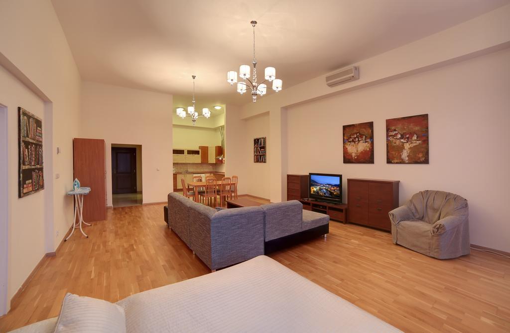 Slunecni Lazne Apartments Karlovy Vary Room photo