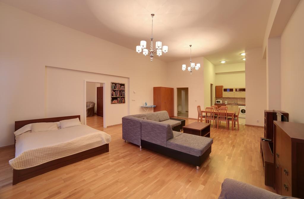 Slunecni Lazne Apartments Karlovy Vary Room photo