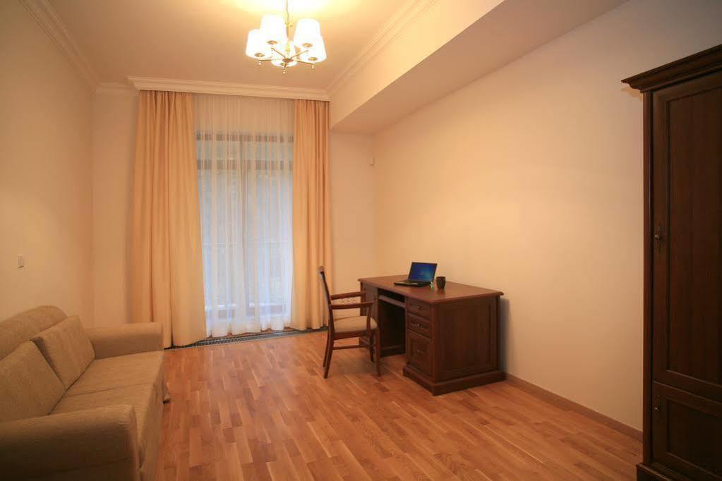 Slunecni Lazne Apartments Karlovy Vary Exterior photo